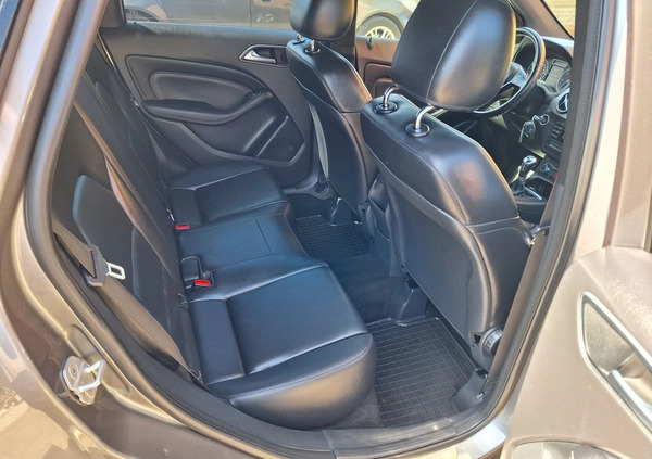 Mercedes-Benz Klasa B cena 34900 przebieg: 225000, rok produkcji 2013 z Zwoleń małe 704